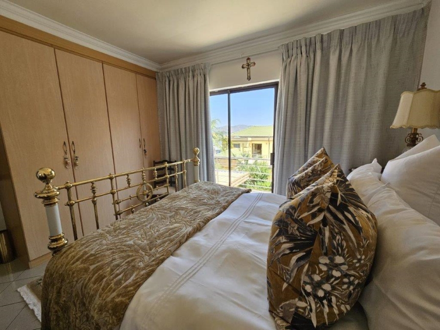 4 Bedroom Property for Sale in Kosmos Ridge North West